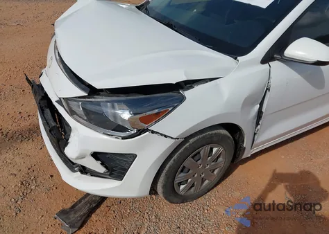 2021 Kia Rio S из США, поврежденный, VIN 3KPA24AD3ME387874